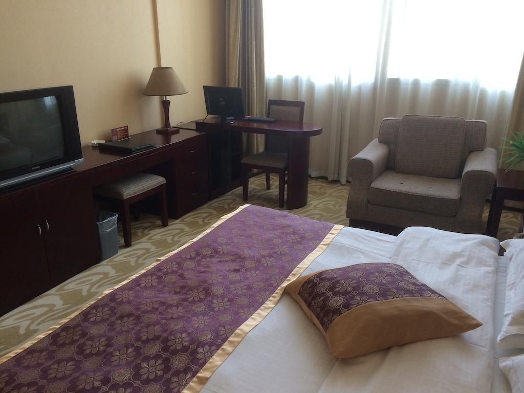 Kunming Jinmao Hotel Εξωτερικό φωτογραφία